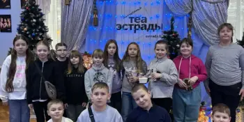 Cпектакль "Пекарь,пес и Дед Мороз" в Молодежном театре эстрады