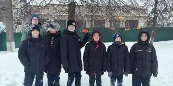 Зимующим птицам — нашу заботу!